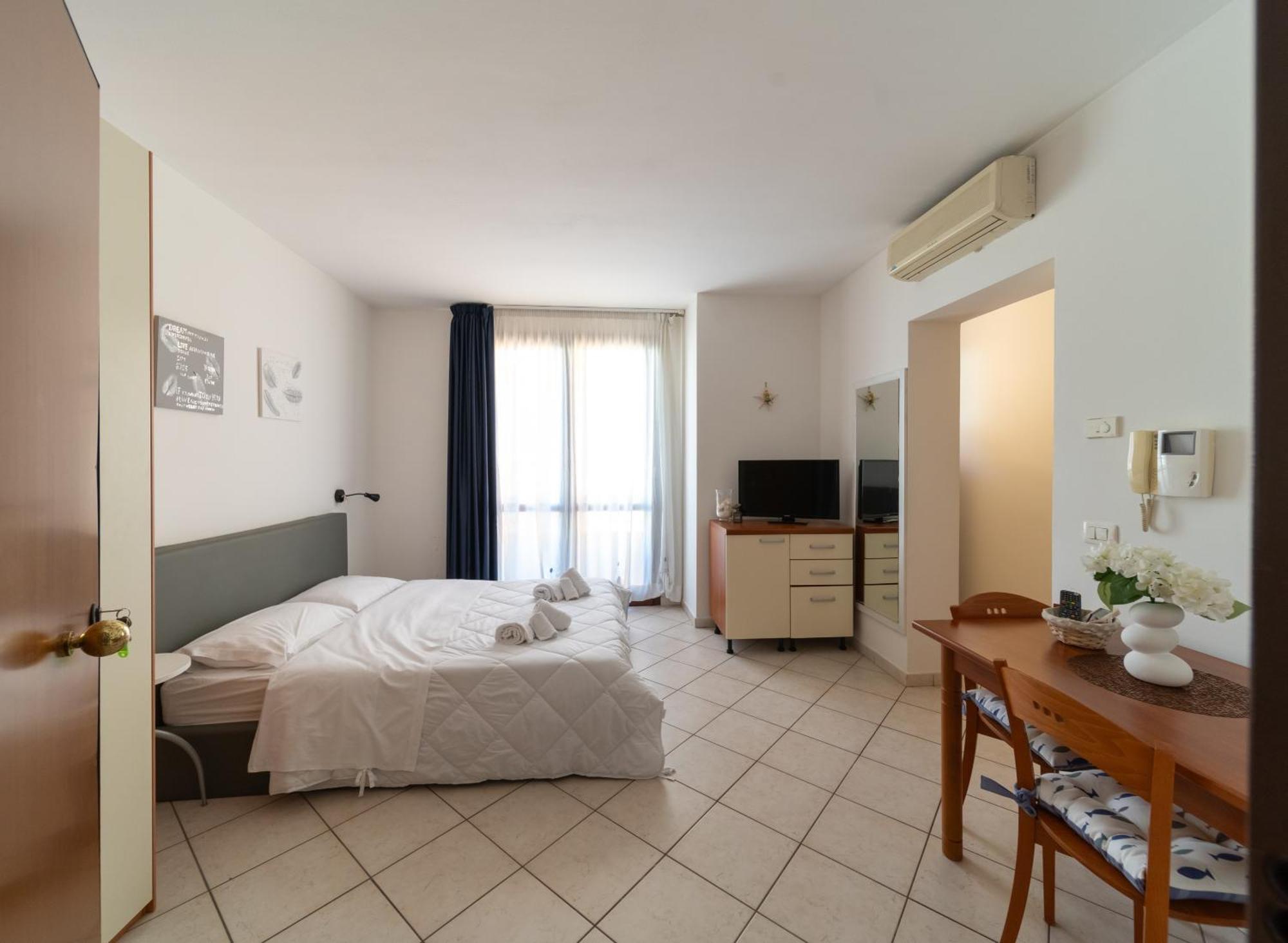 Residence Alessandra Cesenatico Ngoại thất bức ảnh
